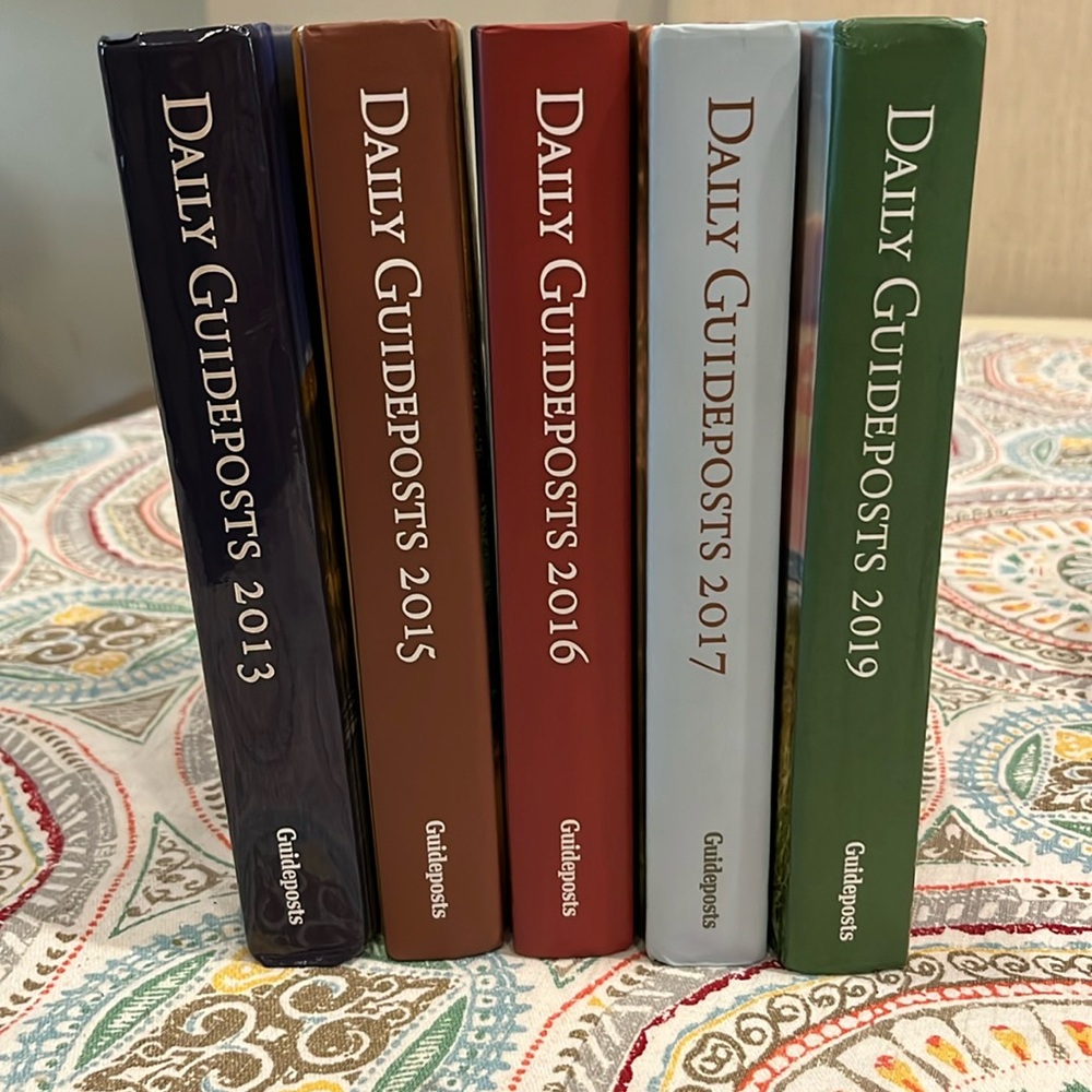 Daily Guideposts 5 Hardback Books 2013/2015/2016/2017/2019